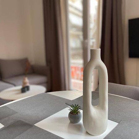 Daisy Apartment 15 Min To Acropolis Атина Екстериор снимка
