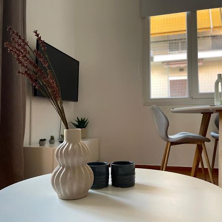 Daisy Apartment 15 Min To Acropolis Атина Екстериор снимка