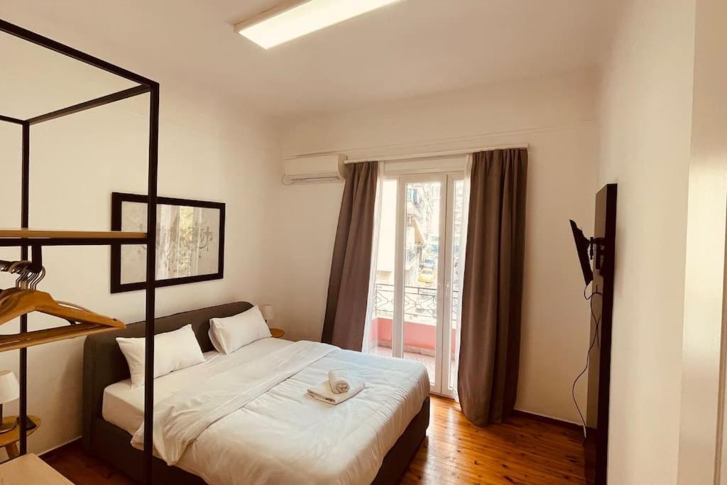 Daisy Apartment 15 Min To Acropolis Атина Екстериор снимка