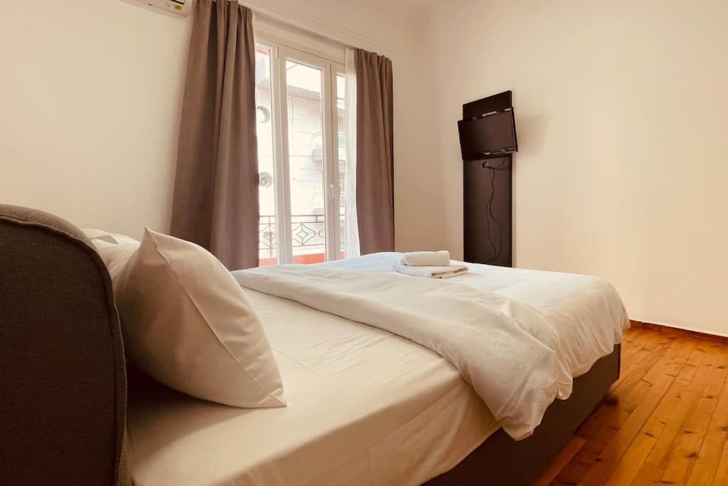 Daisy Apartment 15 Min To Acropolis Атина Екстериор снимка